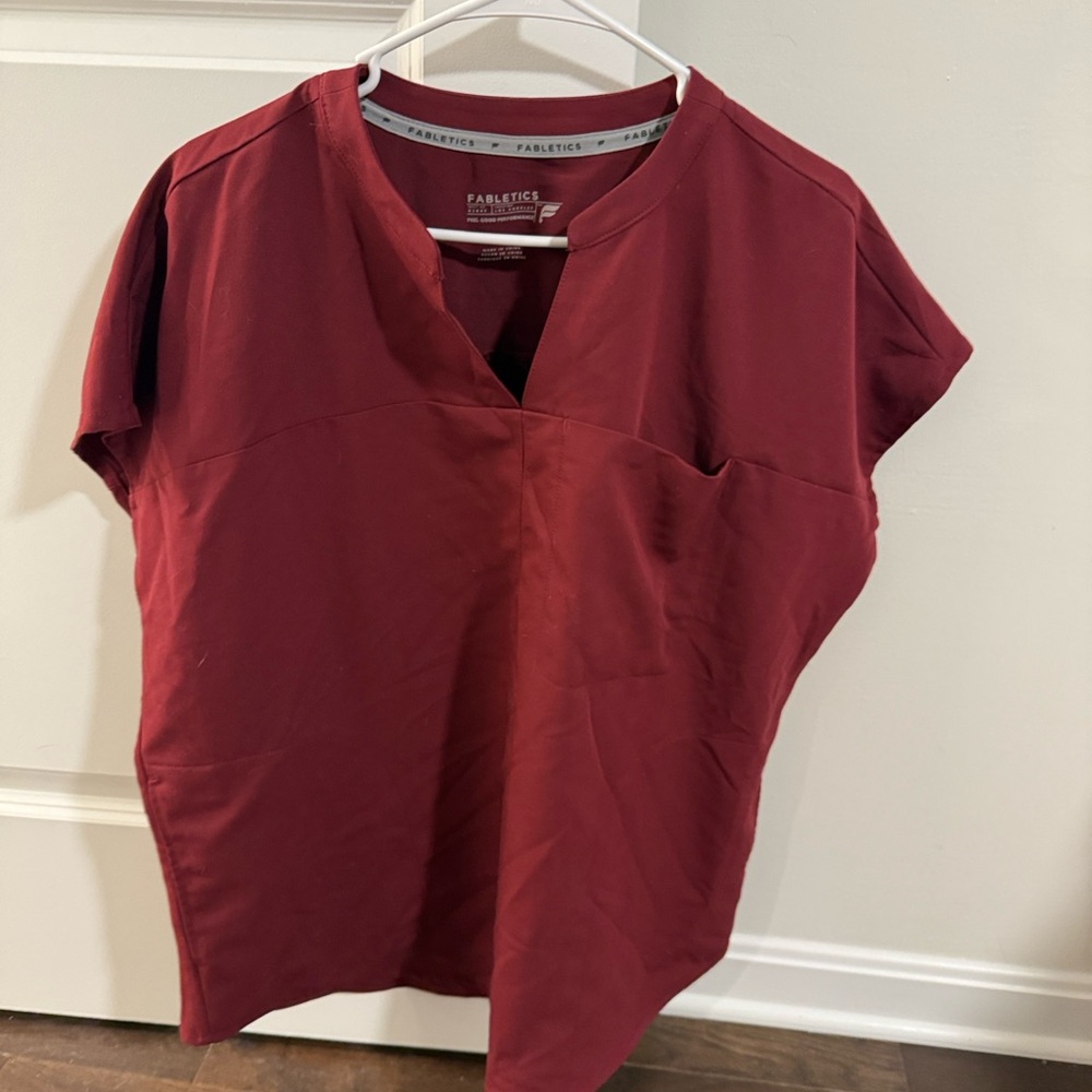 Fabletics Scrub Set